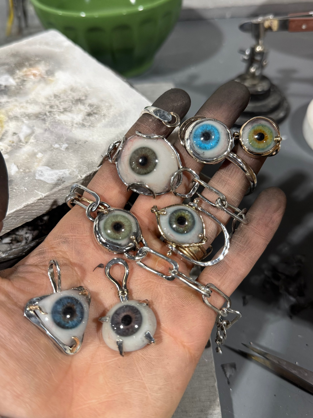 Eyeba X AA Dakota Chain